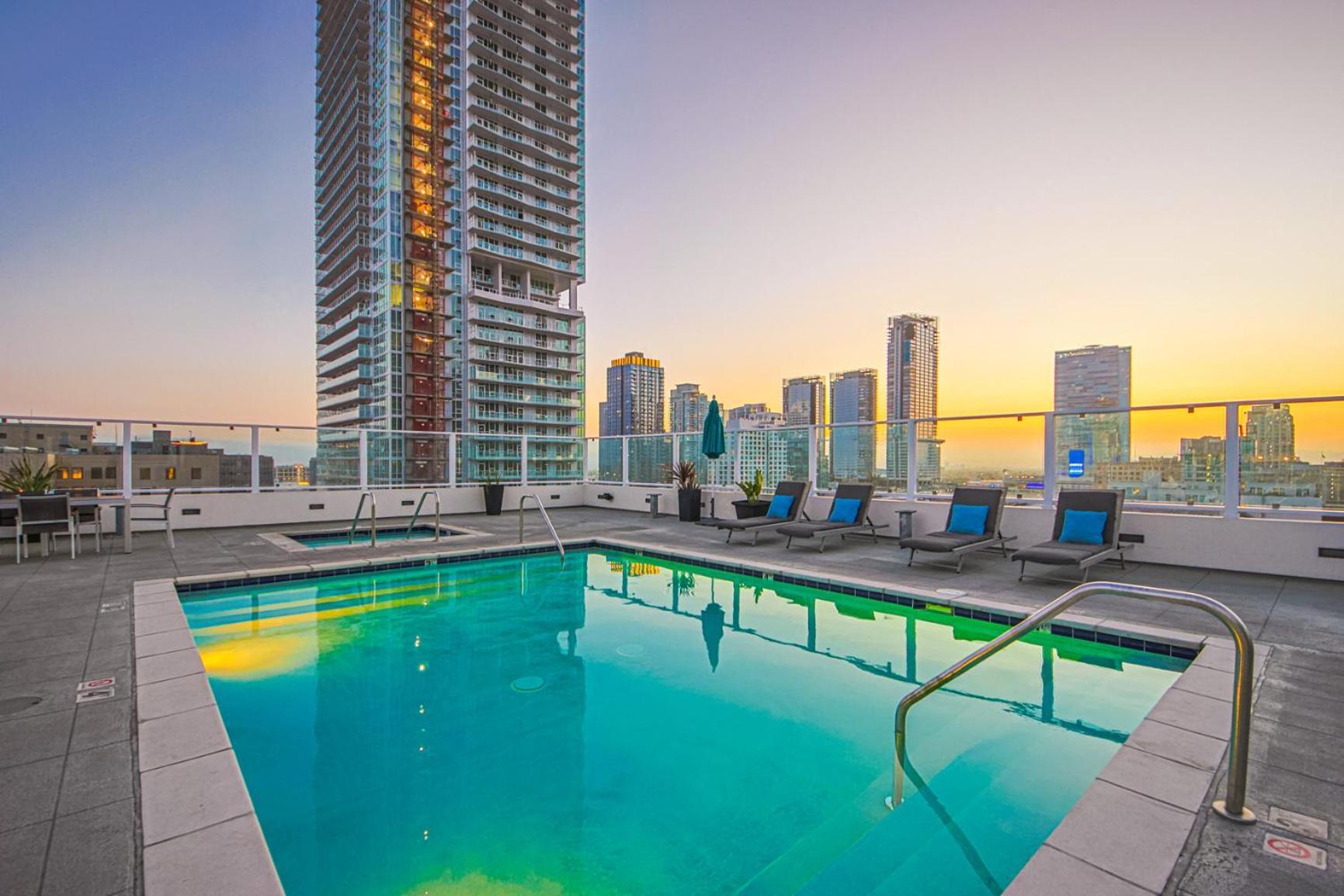 Stunning 1 Bdr 1 Bth, Pool, Jacuzzi Apartment Los Angeles Exterior foto