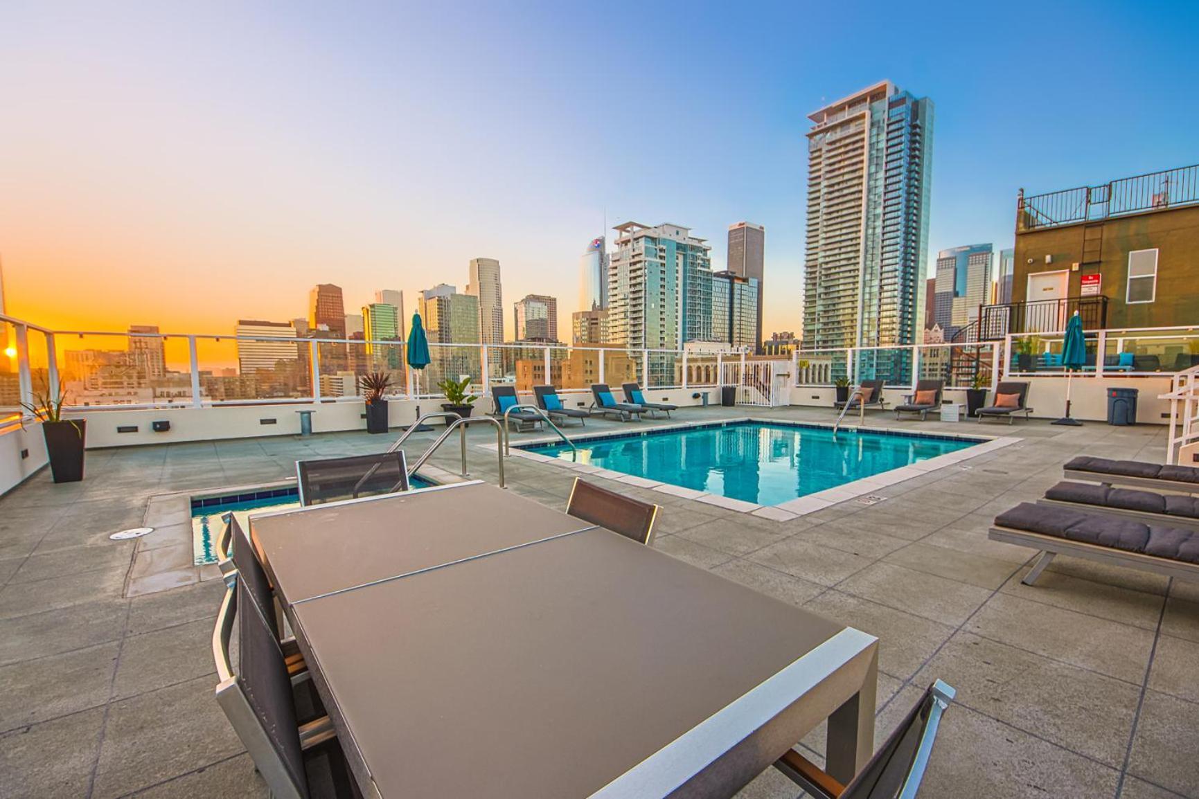 Stunning 1 Bdr 1 Bth, Pool, Jacuzzi Apartment Los Angeles Exterior foto